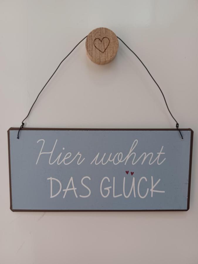 Giebelzimmer Mit Weinbergblick Stetten  Exterior photo
